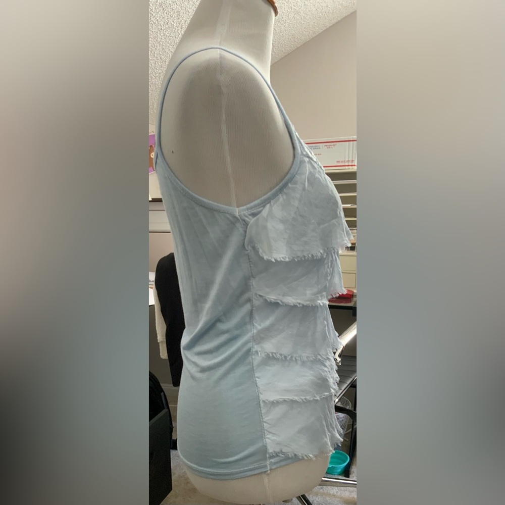 NT, NWOT Made In Italy, 100%  pale Blue 100% Silk Tank Top., dress up or down. M - Picture 4 of 6